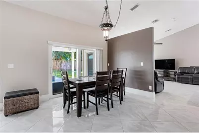 7200 SW 20th Street, Plantation, FL 33317 - Photo 9