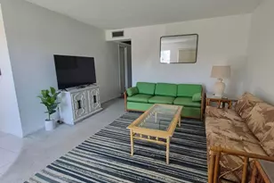 101 Northampton F, West Palm Beach, FL 33417 - Photo 11