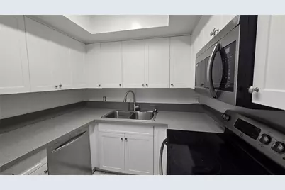 6200 S Falls Circle Drive #105, Lauderhill, FL 33319 - Photo 3