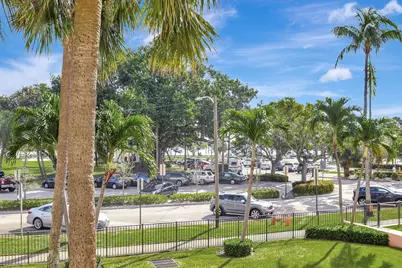 15 S Golfview Road #204, Lake Worth, FL 33460 - Photo 7