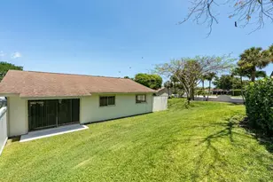 1 Afton Pl, Boynton Beach, FL 33426 - Photo 5