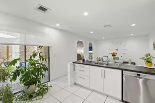 8061 NW 71st Ct, Tamarac, FL 33321 - Photo 35
