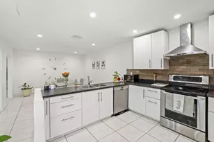 8061 NW 71st Ct, Tamarac, FL 33321 - Photo 33