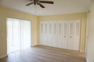 369 Sheffield O, West Palm Beach, FL 33417 - Photo 9