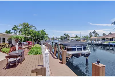 700 SE 5th Avenue, Pompano Beach, FL 33060 - Photo 3