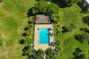 818 Meadows Cir, Boynton Beach, FL 33436 - Photo 19