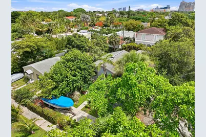 515 Biscayne Drive, West Palm Beach, FL 33401 - Photo 21