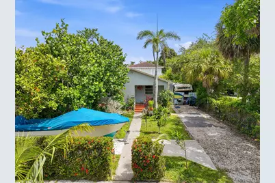 515 Biscayne Drive, West Palm Beach, FL 33401 - Photo 19