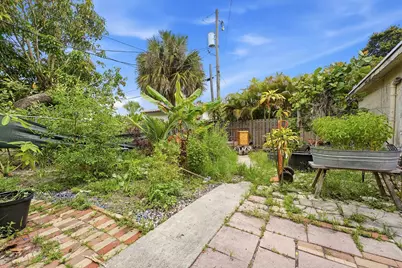 515 Biscayne Drive, West Palm Beach, FL 33401 - Photo 17