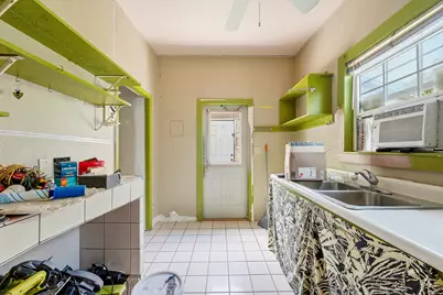 515 Biscayne Drive, West Palm Beach, FL 33401 - Photo 15