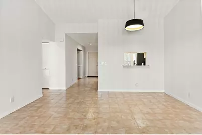 8515 Lake Point Court, Lake Worth, FL 33467 - Photo 5