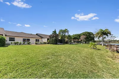 8515 Lake Point Court, Lake Worth, FL 33467 - Photo 23