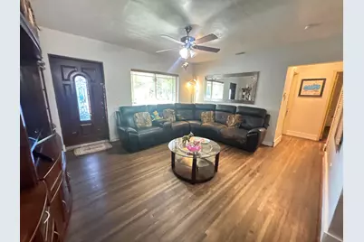 1070 NE 158th Street, North Miami Beach, FL 33162 - Photo 3