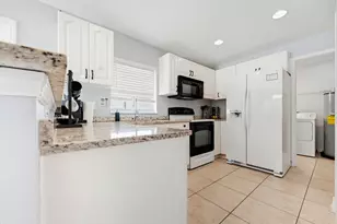 412 Broward Ave, Greenacres, FL 33463 - Photo 13