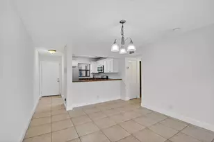 1681 Balfour Point Dr, West Palm Beach, FL 33411 - Photo 7