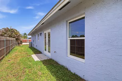 2805 SE Carroll Street, Stuart, FL 34997 - Photo 19
