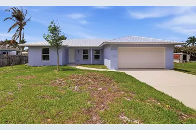 2805 SE Carroll Street, Stuart, FL 34997 - Photo 1