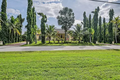 8671 155th Place N, Palm Beach Gardens, FL 33418 - Photo 11