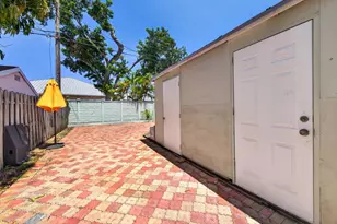 2216 NW 2nd Ave, Wilton Manors, FL 33311 - Photo 13