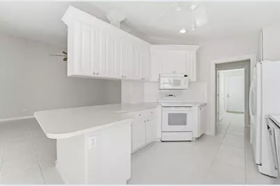 8439 SE Retreat Drive, Hobe Sound, FL 33455 - Photo 11