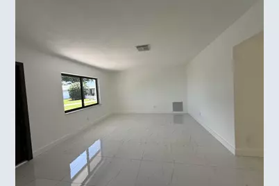9405 NW 74th Street, Tamarac, FL 33321 - Photo 27