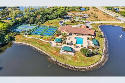 6069 Parkwalk Drive, Boynton Beach, FL 33472 - Photo 5