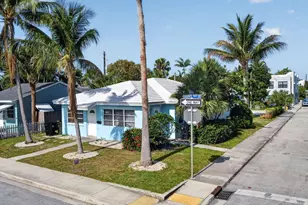 303 S L St, Lake Worth, FL 33460 - Photo 1