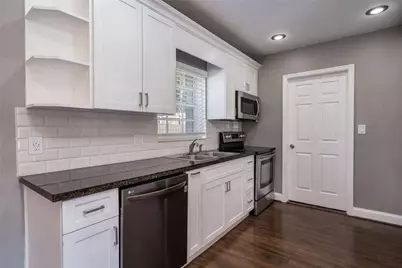 1917 NE 16th Terrace, Fort Lauderdale, FL 33305 - Photo 11