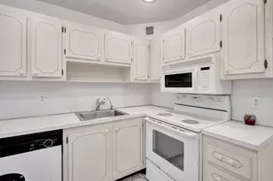 108 Valencia Blvd, Delray Beach, FL 33446 - Photo 27