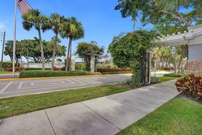 108 Valencia Boulevard #E108, Delray Beach, FL 33446 - Photo 5
