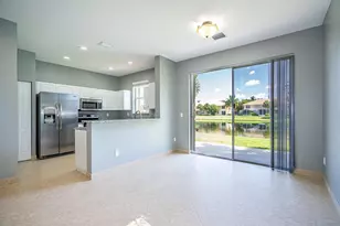 460 Rainbow Springs Terrace, Royal Palm Beach, FL 33411 - Photo 5