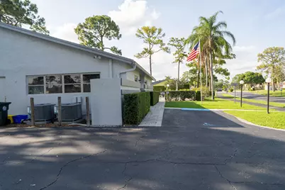 6121 Rainbow Circle, Greenacres, FL 33463 - Photo 81