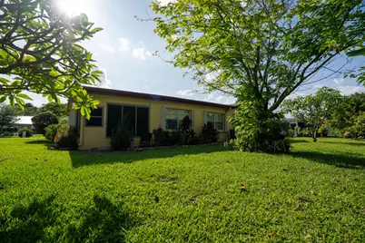 6121 Rainbow Circle, Greenacres, FL 33463 - Photo 39