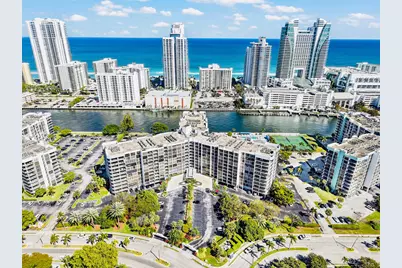 600 Parkview Drive #718, Hallandale Beach, FL 33009 - Photo 21