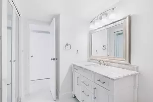 600 Parkview Dr, Hallandale Beach, FL 33009 - Photo 11