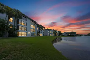 1528 Whitehall Dr, Davie, FL 33324 - Photo 15