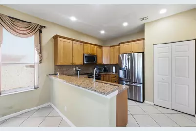2111 SW 148th Avenue, Miramar, FL 33027 - Photo 13
