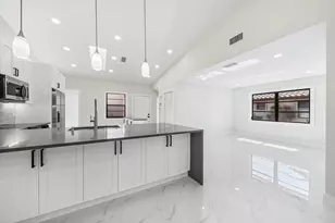 6371 Kings Gate Cir, Delray Beach, FL 33484 - Photo 3