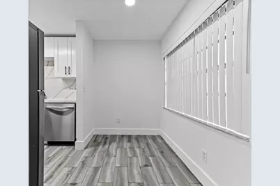 1390 Summit Run Circle, West Palm Beach, FL 33415 - Photo 7