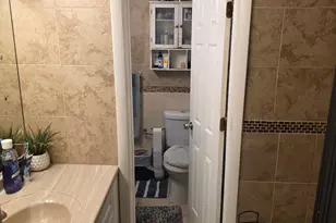 621 SW 56th Ave, Margate, FL 33068 - Photo 9