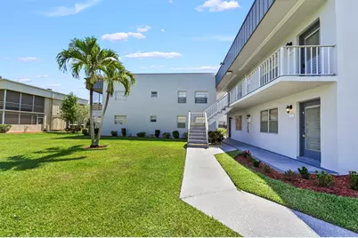 1 Burgundy #A, Delray Beach, FL 33484 - Photo 1