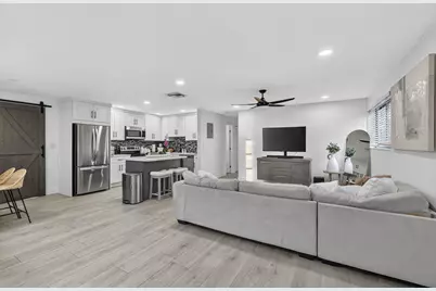 830 NE 59th Court, Oakland Park, FL 33334 - Photo 5