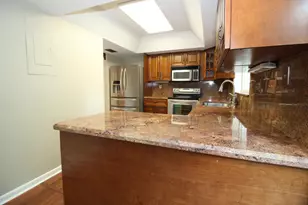 8321 SW 39th Ct, Davie, FL 33328 - Photo 11