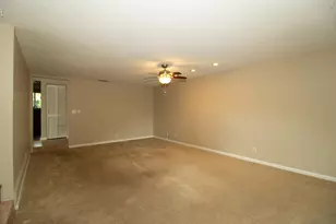 8321 SW 39th Ct, Davie, FL 33328 - Photo 25