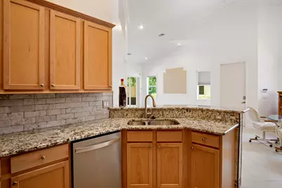 7084 Torrey Pines Circle, Port Saint Lucie, FL 34986 - Photo 9