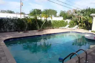 704 Juniper Dr, North Palm Beach, FL 33408 - Photo 3