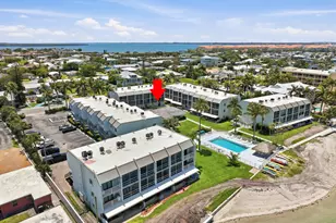 1300 Seaway Dr, Hutchinson Island, FL 34949 - Photo 33