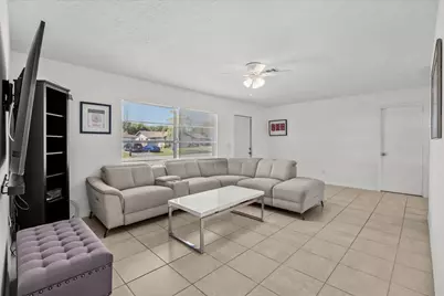 1549 SE Minorca Avenue, Port Saint Lucie, FL 34952 - Photo 7