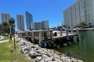 400 Kings Point Dr, Sunny Isles Beach, FL 33160 - Photo 43