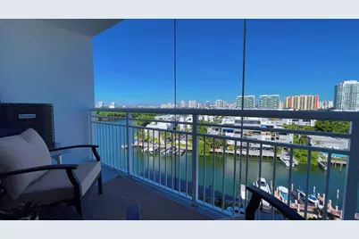 400 Kings Point Drive #1027, Sunny Isles Beach, FL 33160 - Photo 3